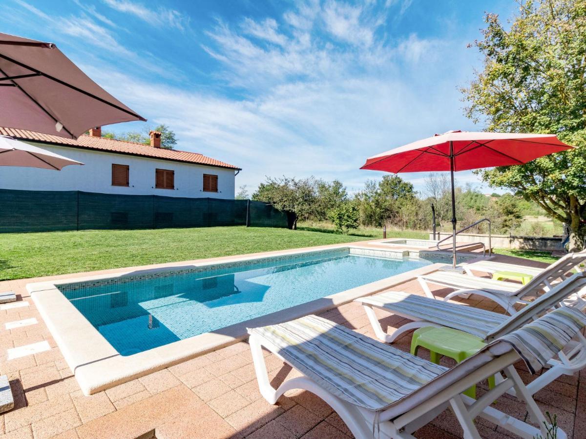מוטובון Holiday Home Poje - Mvn251 By Interhome מראה חיצוני תמונה